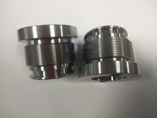 قطع مصبوبة بالحقن عالية الدقة | سطح مصقول ومكونات ملولبة